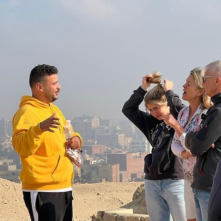 Bedouin Pyramids View Hotel Kafret el-Gabal Kültér fotó