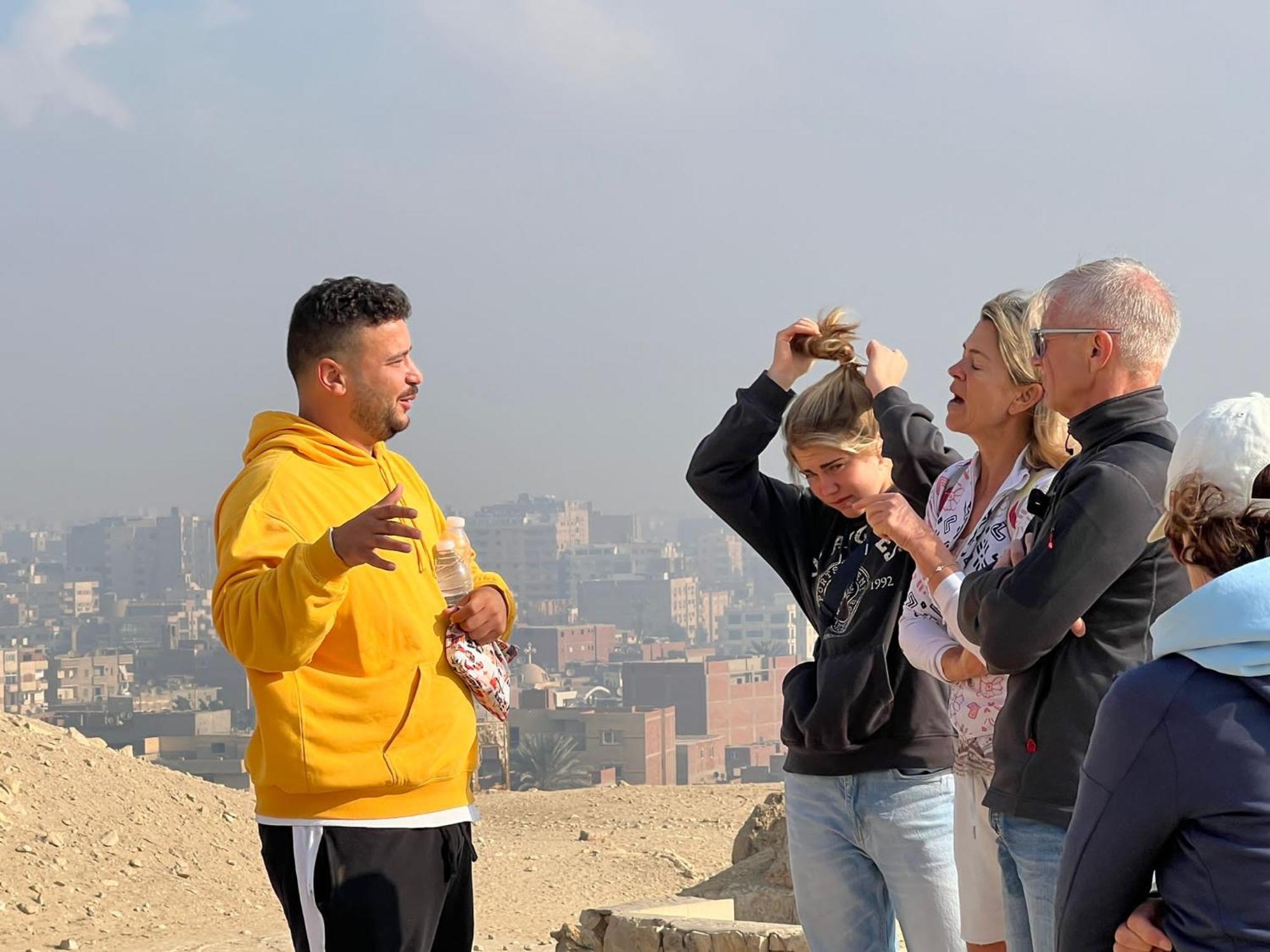 Bedouin Pyramids View Hotel Kafret el-Gabal Kültér fotó